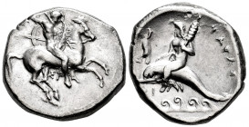 Calabria. Tarentum. Didrachm. 325-280 BC. (HN Italy-933). (Vlasto-578). Anv.: Nude rider on horse galloping to right, stabbing with spear held in his ...