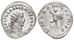 Gallienus. Antoninianus. 253-268 AD. Rome. (Ric-117). Anv.: IMP C P LIC GALLIENVS P F AVG Radiate and cuirassed bust of Gallienus to right. Rev.: P M ...