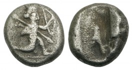 Achaemenid Kings of Persia, c. 450-375 BC. AR Siglos (14mm, 5.19g). Persian king or hero r., in kneeling-running stance, holding bow and dagger, quive...