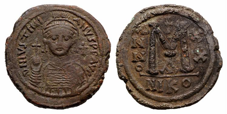 Justinian I (527-565). Æ 40 Nummi (35mm, 19.76g, 6h). Nicomedia, year 20 (546/7)...