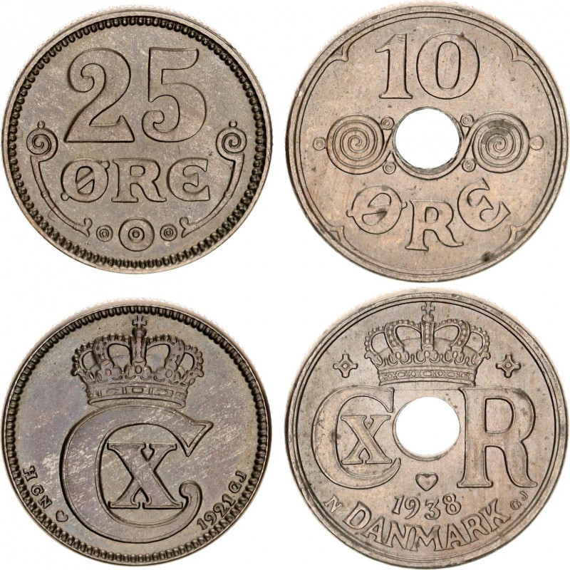 Denmark 10 & 25 Ore 1921 - 1938
KM# 815.2a, 822; Christian X; AUNC