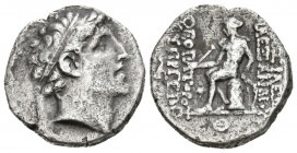 SIRIA, Alejandro I Balas. Dracma. (Ar. 3,88g/17mm). 150-145 a.C. (Seaby 7035). Anv: Cabeza laureada de Alejandro I a derecha. Rev: Apolo sentado a izq...