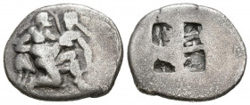 ISLAS DE TRACIA, Thasos. Dracma. (Ar. 3,59g/18mm). 580-540 a.C. (Seaby 1358). Anv: Sátiro arrodillado a derecha agarrando a ninfa por la cintura. Rev:...
