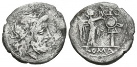 ACUÑACIONES ANONIMAS. Victoriato. (Ar. 1,99g/17mm). 211-208 a.C. Roma. (Crawford 53/1). Anv: Cabeza laureada de Júpiter a derecha. Rev: Victoria estan...