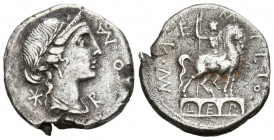 GENS AEMILIA. Denario. (Ar. 3,57g/19mm). 114-113 a.C. Roma. (FFC 103; Crawford 291/1). Anv: Cabeza laureada de Roma a derecha, detrás estrella, delant...