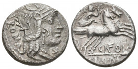 GENS FULVIA. Denario. (Ar. 3,51g/18mm). 117-111 a.C. Norte de Italia. (Crawford 284/1b; FFC 726). Anv: Cabeza de Roma a derecha, delante estrella, det...