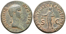 ANTONIA. As. (Ae. 12,48g/29mm). 41-42 d.C. Roma. (RIC 92). Anv: ANTONIA AVGVSTA. Busto drapeado a derecha con el pelo recogido a derecha de Antonia. R...