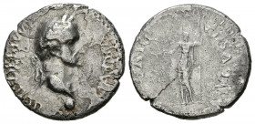 GALBA. Denario. (Ar. 3,14g/18mm). 68 d.C. Tarraco. (RIC 36). Anv: Busto laureado de Galba a derecha, debajo globo, alrededor leyenda: GALBA IMPERATOR....