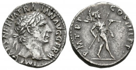 TRAJANO. Denario. (Ar. 3,51g/18mm). 101-102 d.C. Roma. (RIC 52). Anv: Cabeza laureada de Trajano a derecha, alrededor leyenda: IMP CAES NERVA TRAIAN A...
