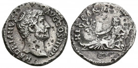 ADRIANO. Denario. (Ar. 2,99g/17mm). 130-133 d.C. Roma. (RIC 306). Anv: Busto desnudo a derecha de Adriano, alrededor leyenda: HADRIANVS AVG COS III P ...