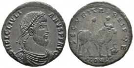 JULIANO II. Doble maiorina. (Ae. 8,61g/27mm). 362-363 d.C. Constantinopla. (RIC 162). Anv: Busto diademado, drapeado y con coraza a derecha, alrededor...