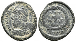 JULIANO II. Follis. (Ae. 2,89g/21mm). 361-363 d.C. Antioquía. (RIC 220). Anv: Busto con casco y coraza portando lanza y escudo, alrededor leyenda: D N...