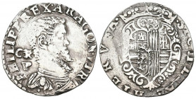 FELIPE II (1556-1598). 1 Tari (Ar. 5,13g/26mm). S/D. Nápoles GR/VP. (Vicenti 337). MBC+. Limpiada. Escasa.