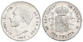 ALFONSO XII (1874-1885). 1 Peseta. (Ar. 4,97/23mm). 1885 * 18-86. Madrid MSM. (Cal-2019-25). Acuñada bajo el reinado de Alfonso XIII. MBC. Rara.