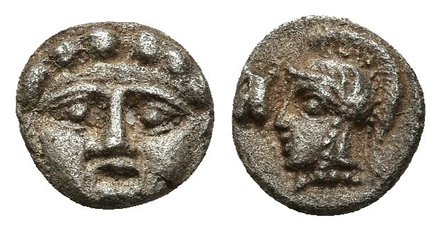 Pisidia, Selge AR Obol. Circa 350-300 BC. 0.89.gr. 9.3mm.
Facing Gorgoneion / H...