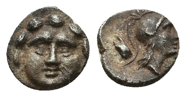 Pisidia. Selge circa 300-190 BC. Obol AR 0.95gr. 9.2mm.
Facing Gorgoneion/Helme...