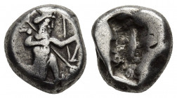 Persia, Achaemenid Empire, Artaxerxes I or Darius III (450-330 BC) AR 5.11g 14.2mm Siglos Obverse: Persian king, kneeling right, holding dagger and bo...
