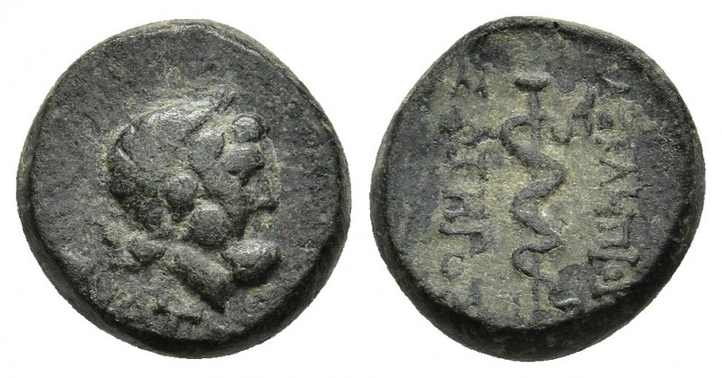 Mysia, Pergamon. Ca. 200-113 B.C. AE 4.06gr. 13.7mm.