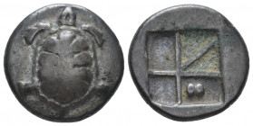 Aegina, Aegina Drachm circa 350-338, AR 17.40 mm., 5.33 g.
Tortoise. Rev. Thin skew pattern incuse; two pellets in lower l. incuse. Milbank pl. II, 1...