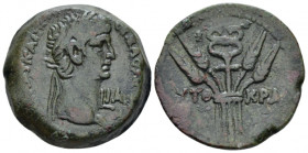 Egypt, Alexandria Claudius, 41-54 Diobol circa 52-53 (year 1), Æ 24.50 mm., 7.31 g.
Laureate head r. Rev. ΑΥΤΟΚΡΑ Eagle with closed wings standing r....