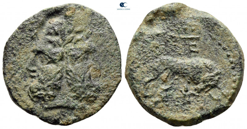 Sicily. Uncertain Roman mint circa 150-100 BC. 
Bronze Æ

22 mm, 6,31 g


...