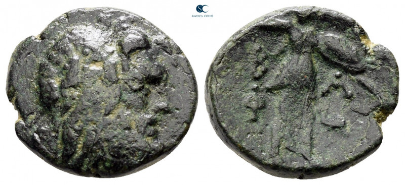 Kings of Macedon. Uncertain mint. Philip V 221-179 BC. 
Bronze Æ

14 mm, 3,19...