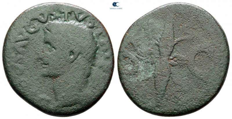 Augustus 27 BC-AD 14. Rome
As Æ

25 mm, 9,57 g



fine