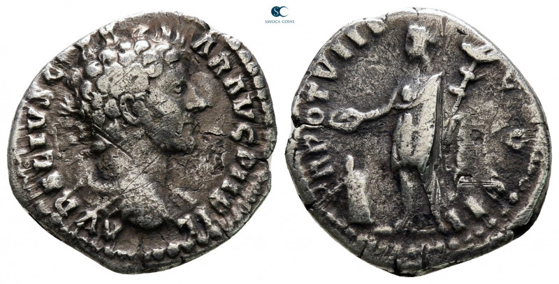 Marcus Aurelius, as Caesar AD 139-161. Rome
Denarius AR

16 mm, 2,56 g


...