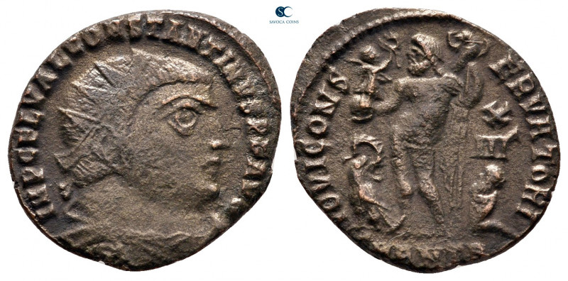 Constantine I the Great AD 306-337. Antioch
Follis Æ

19 mm, 2,27 g



ve...