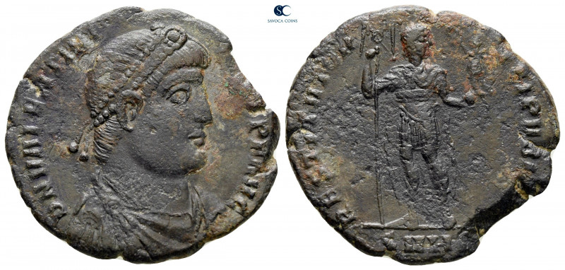 Valentinian I AD 364-375. Heraclea
Double Maiorina Æ

26 mm, 7,81 g



ve...