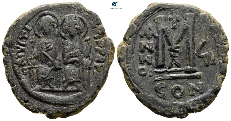 Justin II and Sophia AD 565-578. Constantinople
Follis or 40 Nummi Æ

30 mm, ...