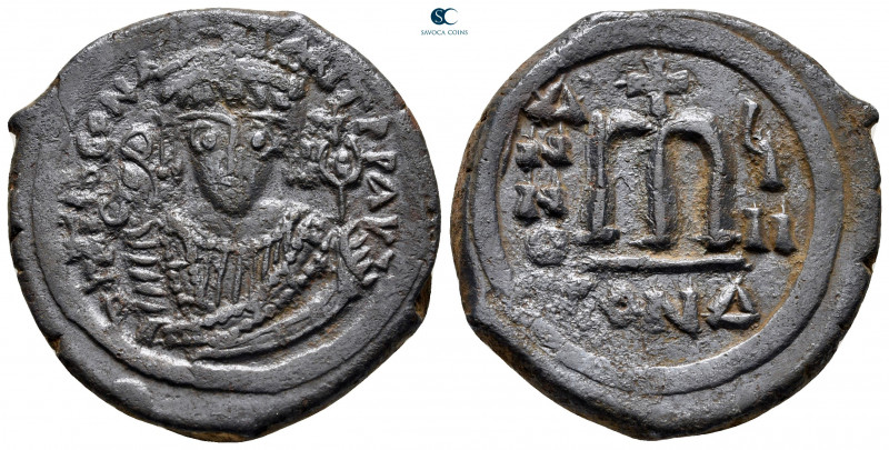 Tiberius II Constantine AD 578-582. Constantinople
Follis or 40 Nummi Æ

30 m...