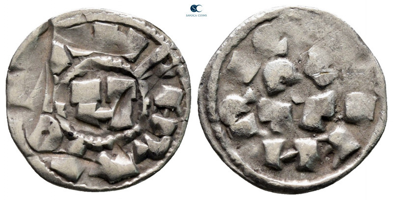 Italy. Lucca. Henry II AD 1004-1024. 
Denier AR

14 mm, 0,88 g



very fi...