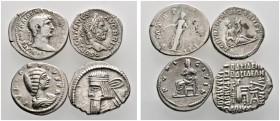 Lots antiker Münzen 
 Ca. 140 Stücke: RÖMER, GRIECHEN, BYZANZ sowie etwas ISLAM . Dabei diverse römische Silber­denare im alten BW-Bank-Abo, 2 silber...