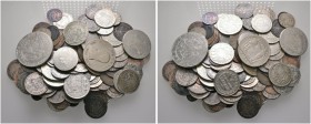 Lots ausländischer Münzen und Medaillen 
 Ca. 130 Stücke: SCHWEIZ . Dabei SCHAFFHAUSEN, Taler 1620; NEUENBURG, 21 Batzen 1796 und 1799 sowie verschie...