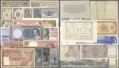 Netherlands: lot of 148 banknotes containing 3x 1 Gulden Zilverbon P. 13, 25 Gulden 1941 P. 50, 100 Gulden 1930 P. 51, 20 Gulden 1941 (4x) P. 54, 25 G...