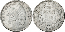 Chile. 1895. Santiago. 1 peso. (Kr. 152.1). Golpecitos. AG. 19,82 g. MBC-.