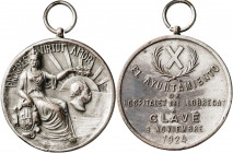 1924. Hospitalet de Llobregat. Ayuntamiento. A Clavé. (Cru.Medalles 1499). Con anilla. Bronce plateado. 24 g. Ø38 mm. MBC+.