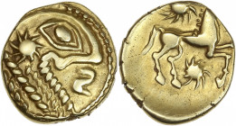Bellovaques (Beauvais) - Statère d'or à l'astre, cheval à droite 

Or - 5,92 grs - 19 mm
DT.271 / LT.7235
SUP
R

Superbe exemplaire de cette monnaie r...