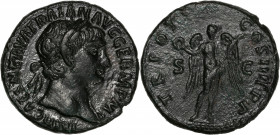 Trajan - As (Rome) 
R/ La Victoire tenant une couronne de la main droite et une palme de la main gauche.

Cuivre - 10,89 grs - 27 mm
RIC.436
SUP

Supe...