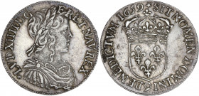 Louis XIV - 1/2 écu mèche longue 1659 9 (Rennes) 

Argent - 13,76 grs - 31 mm
G.169
TTB+
R

Assez rare et très bel exemplaire.
