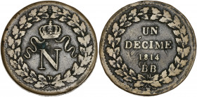 Napoléon Empereur - UN décime 1814 BB (Strasbourg) 
R/ Petit 1814.

Cuivre - 24,17 grs - 32 mm
F.131-2 / G.195a1
TB

Rare avec la petite date.