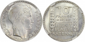 Turin - 10 francs 1931 
Coque GENI n° FR36IYQOV0

Argent - 10,02 grs - 28 mm
F.360-4 / G.801
SPL+ / GENI MS64

Monnaie gradée par GENI en MS64.