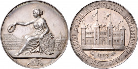 BRNO (BRÜNN)&nbsp;
Ag medaile IV. Rakouská spolková střelba Brno (Brünn), 1892, 28,31g, jediný kus na trhu!. 38 mm, Ag 900/1000, Drentwett, Haus 5170...