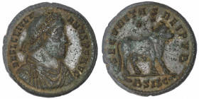 EMPIRE ROMAIN
Julien II (360-363). Double maiorina 362-363, Siscia.
C.38 - RIC.418 ; Bronze - 8,57 g - 29 mm - 6 h 
Patine verte aux concrétions te...