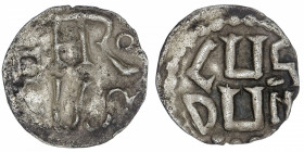 CAROLINGIENS
Charlemagne (768-814). Denier ND (av. 794), Lyon.
D.52 ; Argent - 1,21 g - 16,5 mm - 6 h 
En bon métal. Frappe vigoureuse au revers. T...