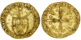 FRANCE / CAPÉTIENS
François Ier (1515-1547). Écu d’or au soleil, 5e type ND (1519), Lyon.
Dy.775 - Fr.345 ; Or - 3,38 g - 27 mm - 6 h 
TTB.