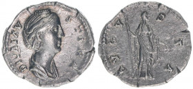 Faustina +141 Gattin des Antoninus Pius
Römisches Reich - Kaiserzeit. Denar. AVGVSTA
Rom
2,59g
Kampmann 36.29
ss+