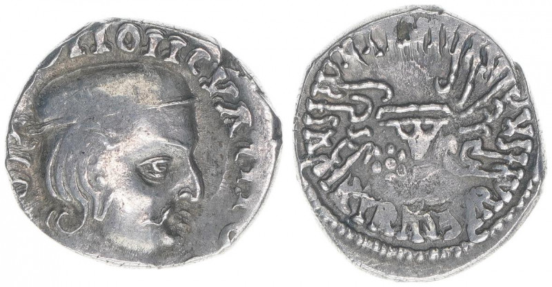 Castana Familie 223/236
Sakas in Indien. Drachme, ohne Jahr. 2,30g
Göbl 2433
vz