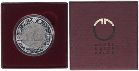 100 Schilling Masterpieces Collection
100 Schilling, 2000. Communications - Auflage 50.000 Ag 0.900/Titan 9g fein - in Originalschachtel der Münze Öst...